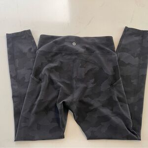 Lululemon Black Camo Leggings Size 6/8
unsure of style